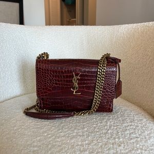 SAINT LAURENT SUNSET MEDIUM CHAIN BAG IN CROCODILE BURGUNDY